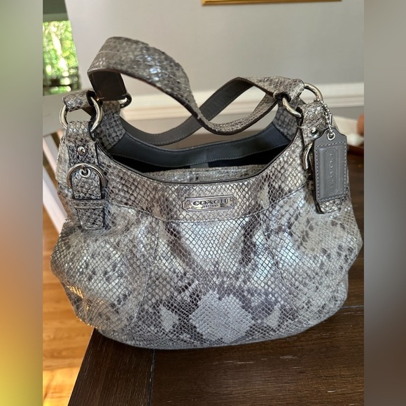 Coach tote/hobo bag - Picture 9 of 16